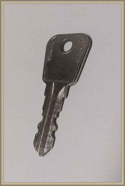 Strebor SF101 alkuperäinen avain